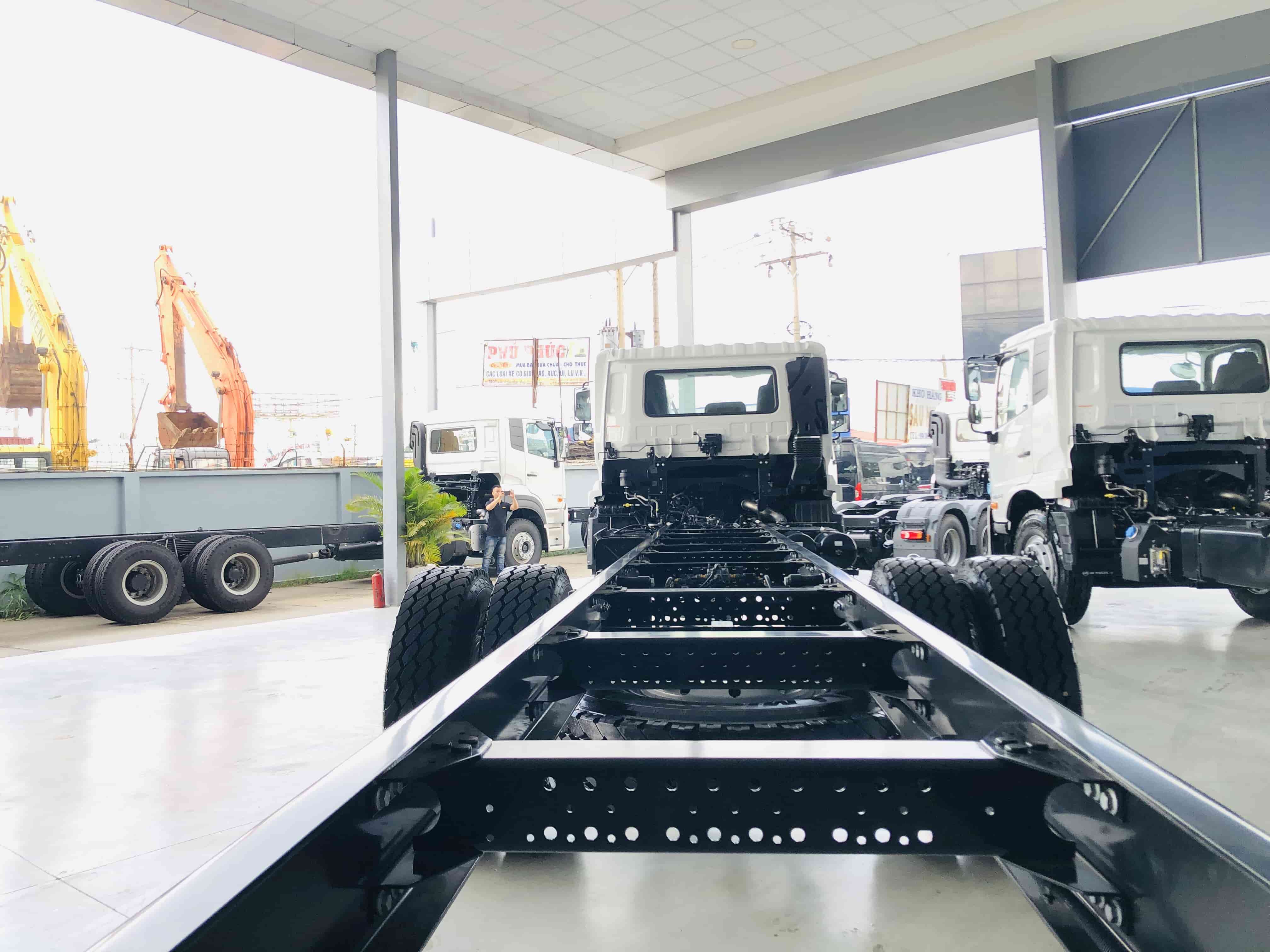 Chassi xe tai PKE250